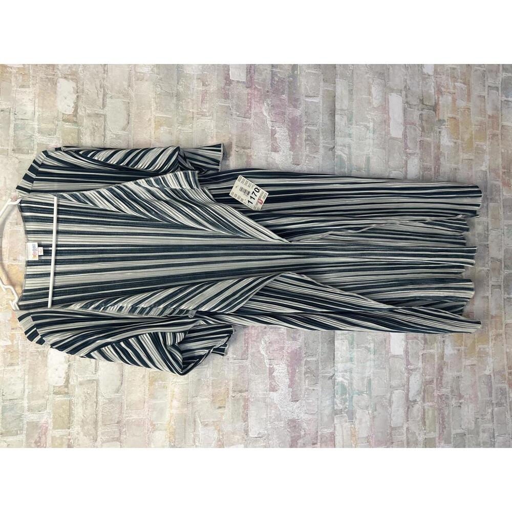 LuLaRoe Shirley Kimono Small NWT *Discontinued Style*